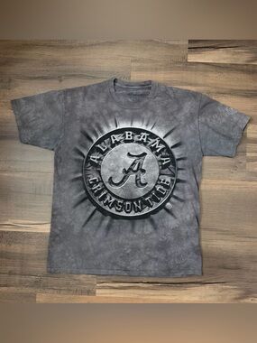 The Mountain Alabama Crimson Tide Crewneck Graphic Tee - Grey - Size Large